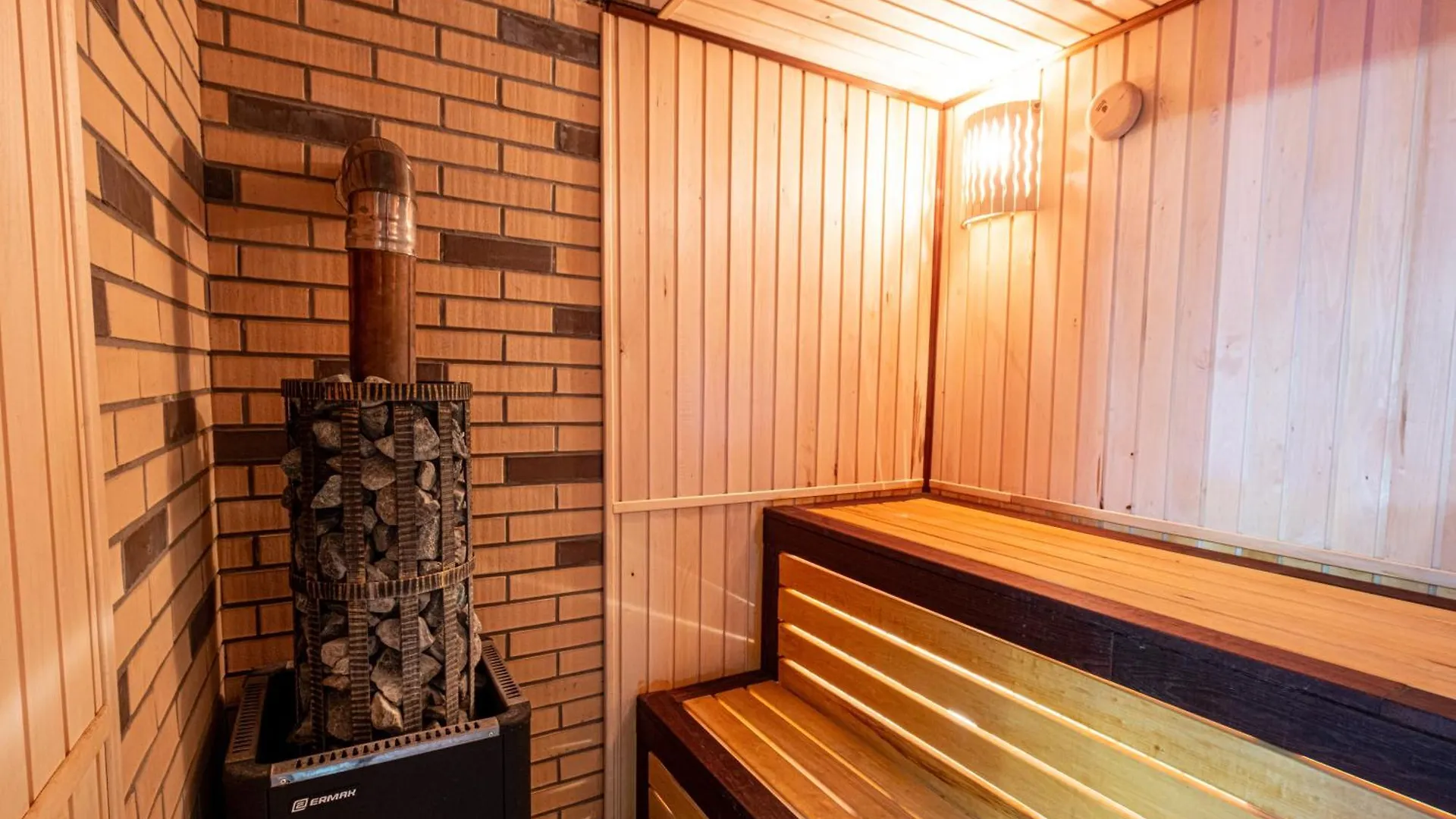 Vila Relaxhоuse Almaty